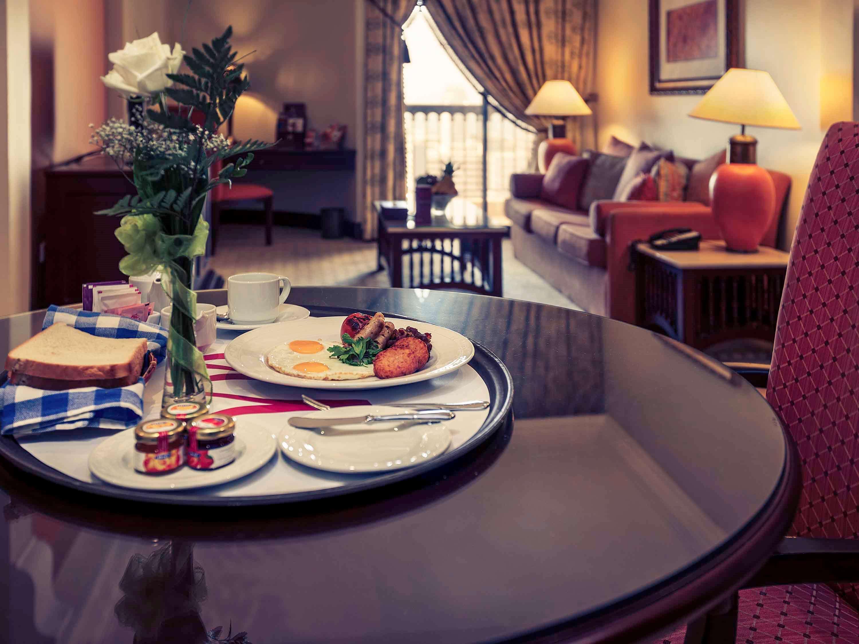 Mercure Grand Hotel Seef - All Suites Manama Eksteriør billede