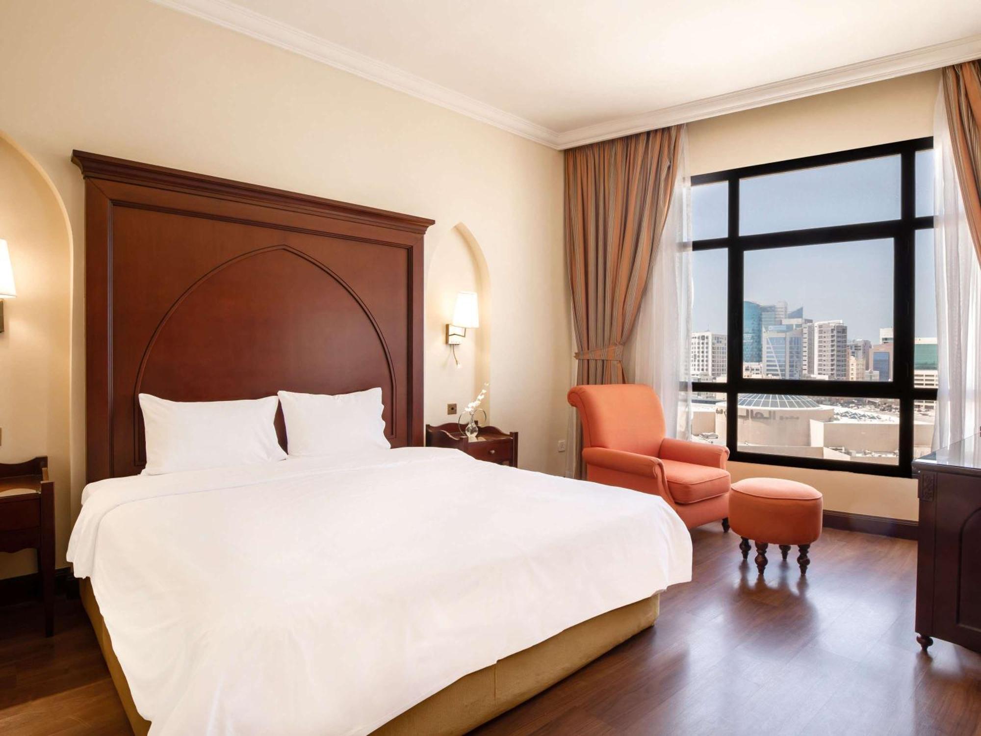 Mercure Grand Hotel Seef - All Suites Manama Eksteriør billede