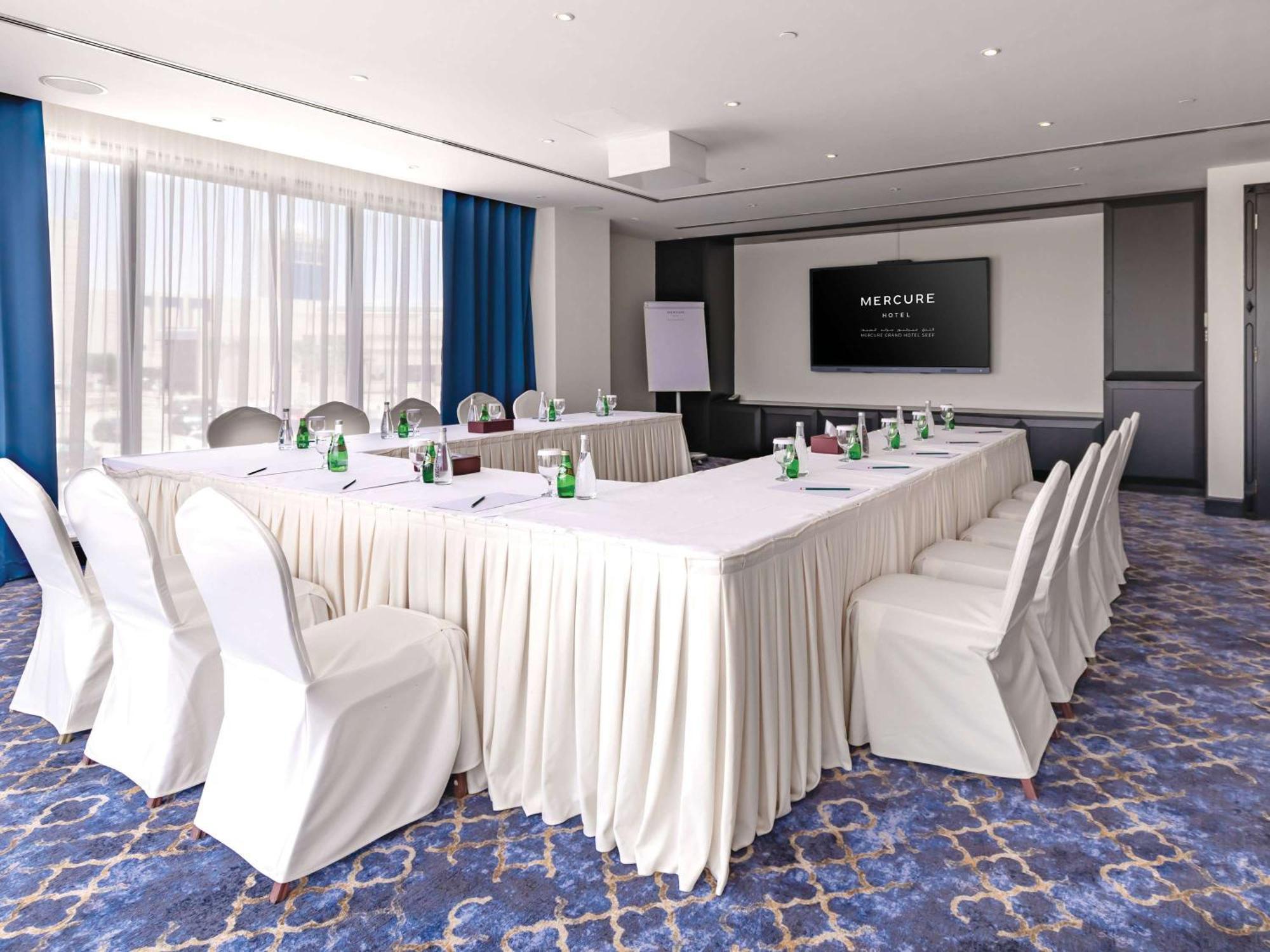 Mercure Grand Hotel Seef - All Suites Manama Eksteriør billede